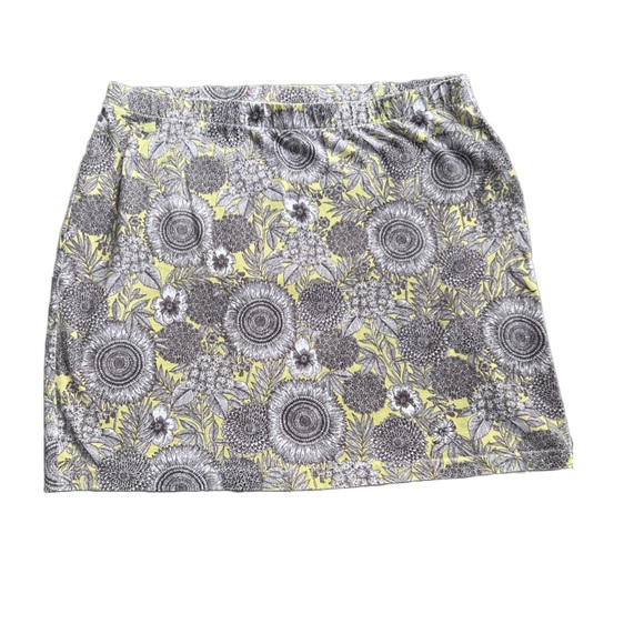 J. Jill Pull-On Skirt Green Black White Sketch Floral Elastic Waist | Size S - Picture 1 of 5